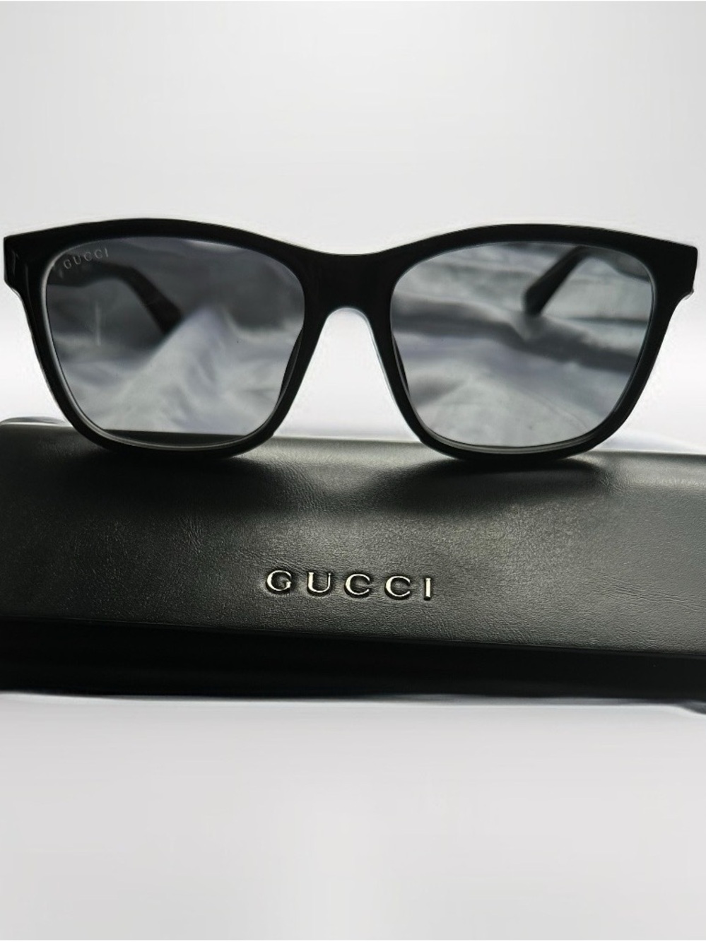 NWOT Authentic Gucci Black Sunglasses with Gold Tone Accents & Web Stripe